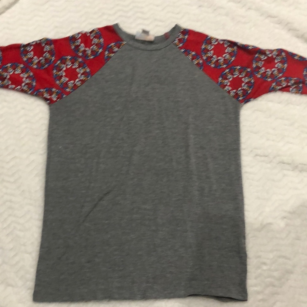 Cute Donald Duck Shirt!!